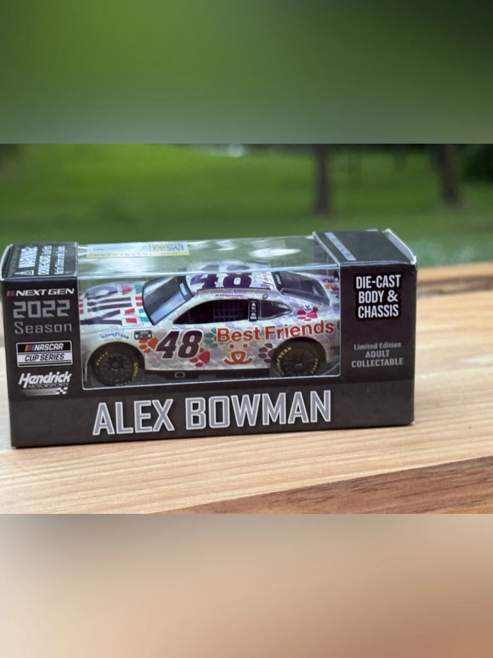 Alex Bowman #48 Ally Best Friends – 2022 Next Gen Camaro ZL1 Limited 1:64